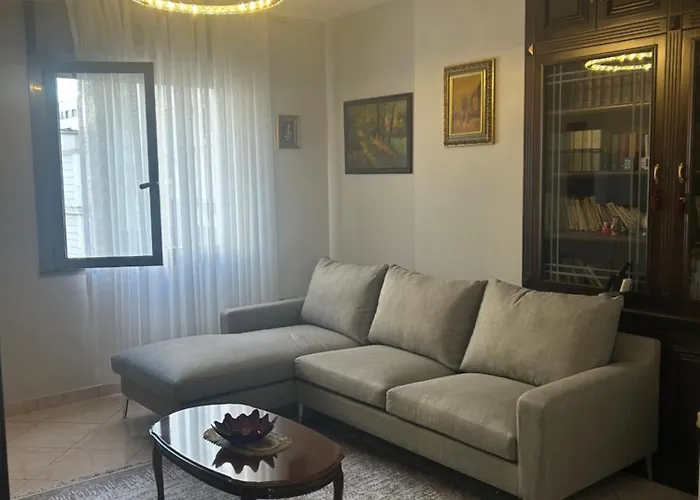 Center Square Skanderbeg